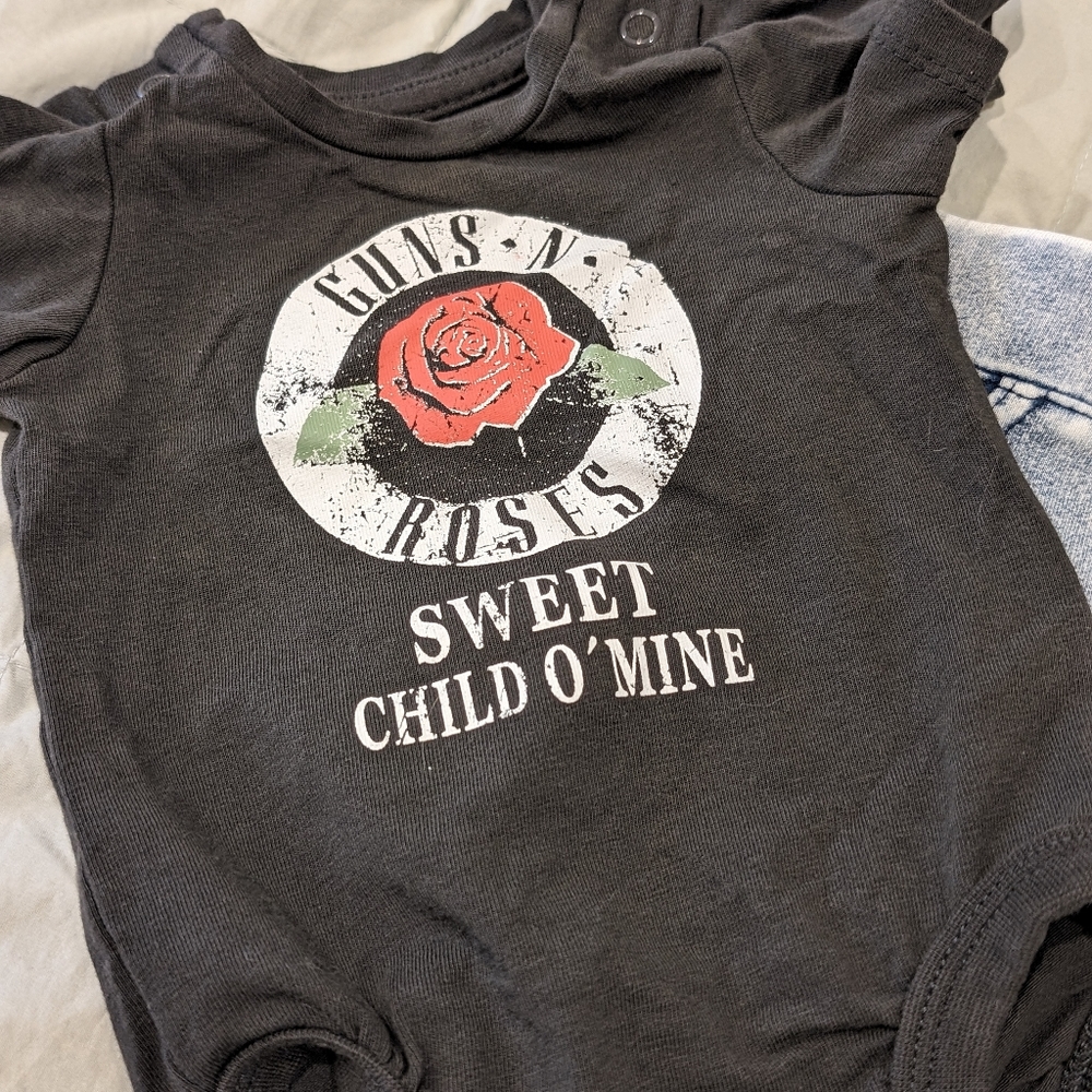 NB Guns N Roses Matching Set - Picture 2 of 5